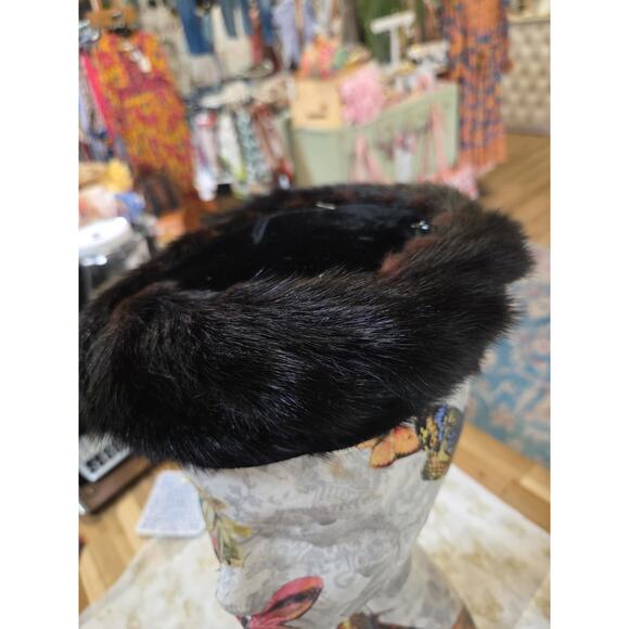 Vintage 1950s Sable Fur Hat With Pin - Picture 8 of 15